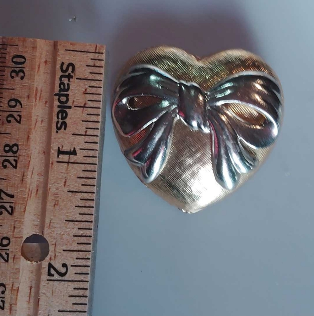 Gold Heart Brooch with Silver Bow - Picture 3 of 6